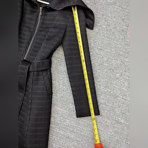 NWOT Absolutely Stunning Women's (Size XS) Samuel Dong Black Textured Coat - Picture 12 of 15